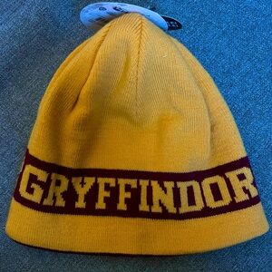 Griffindor Beanie- Reversible